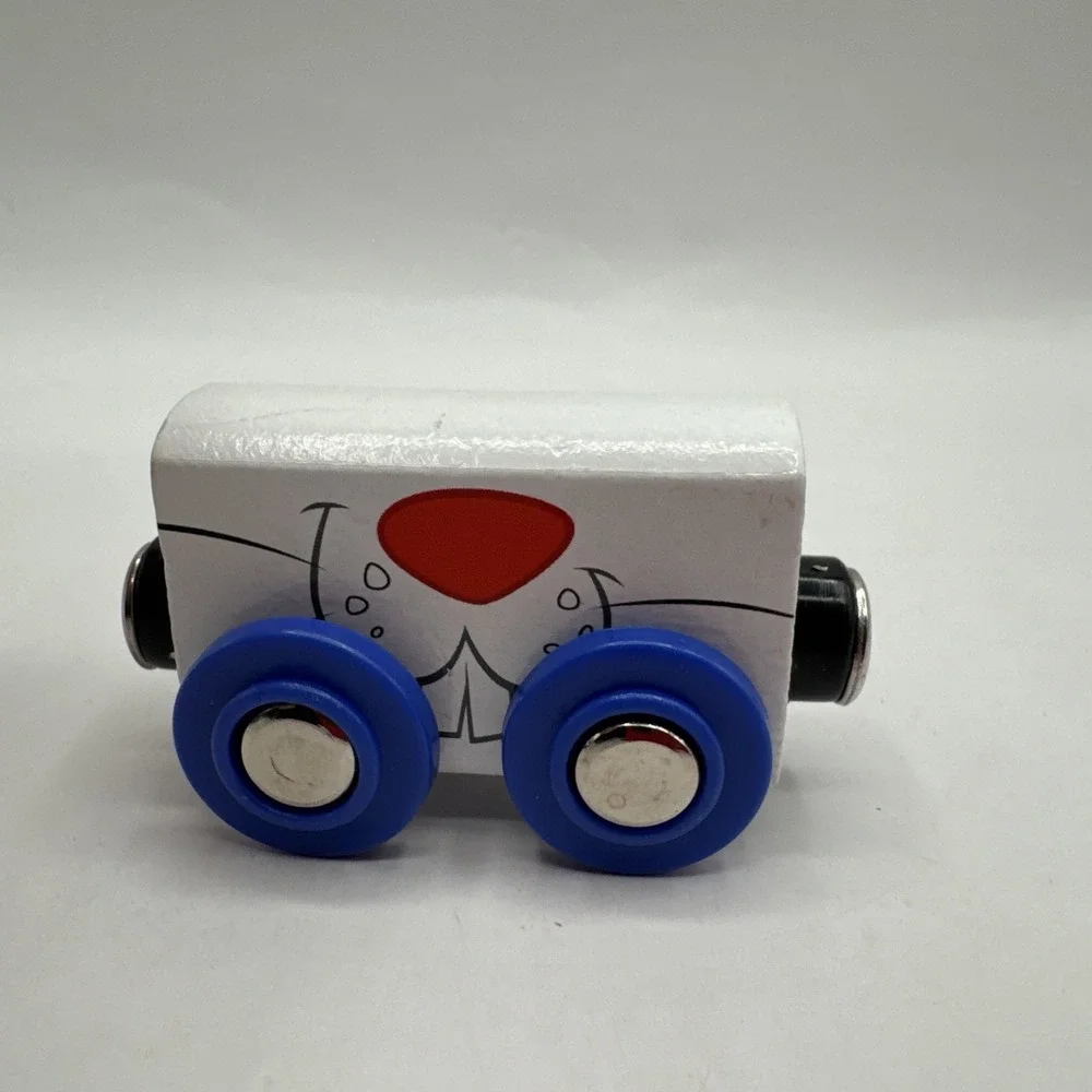 Toys R Us Frosty The Snowman Wood Train Set‎  Brand Rare 2013 Frosty Hocus Pocus